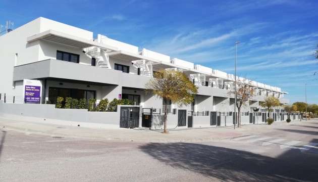 Nouvelle construction - Maison de ville - Monforte del Cid Alicante - Torreta