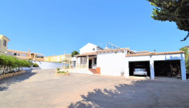 Venta - Detached villa - Orihuela - Villamartin