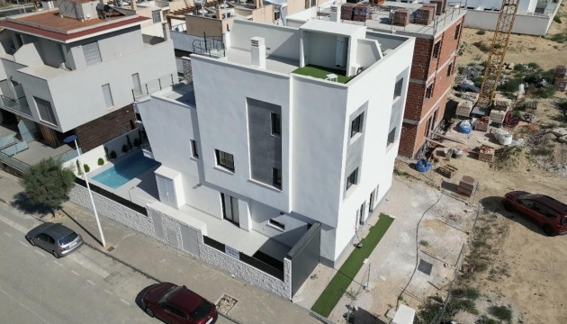 New Build - Villen
 - Guardamar - Els Secans