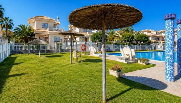 Apartamento - Venta - Orihuela Costa - Playa Flamenca