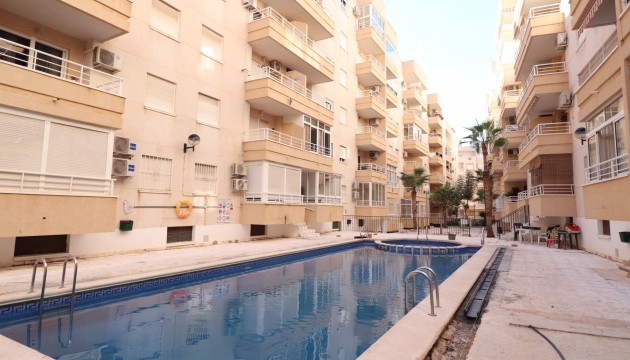 Apartamento - Venta - Torrevieja - Torrevieja - Centre