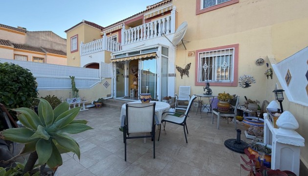 Apartment - Sale - La Zenia - Orihuela Costa