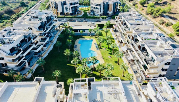 Apartment - Sale - Los Altos - Los Altos
