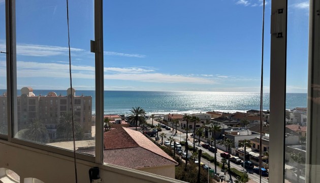 Apartment - Sale - Torrevieja - La Mata