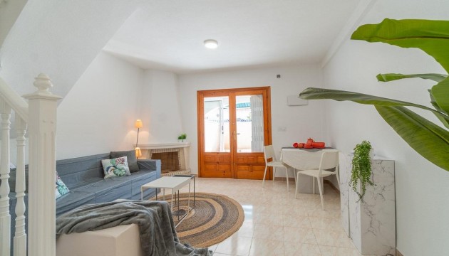 Apartment - Sale - Torrevieja - La Siesta - El Salado - Torreta