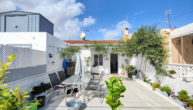 Bungalow - Venta - Torrevieja - Torreta - Salado