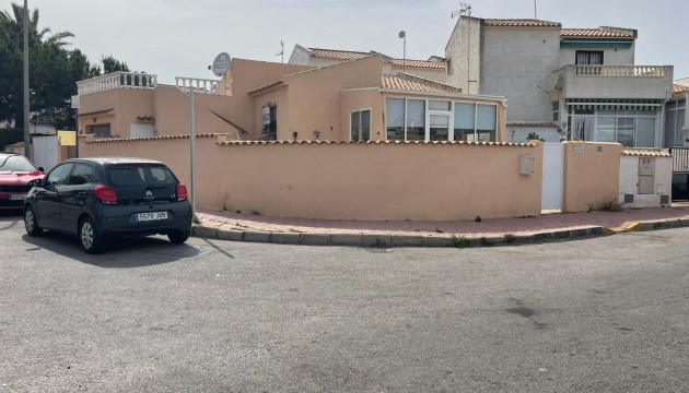 Townhouse - Sale - Orihuela Costa - La Florida