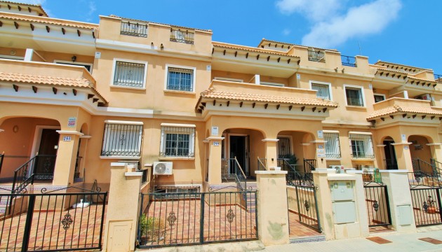 Townhouse - Sale - Villamartin - Villamartín