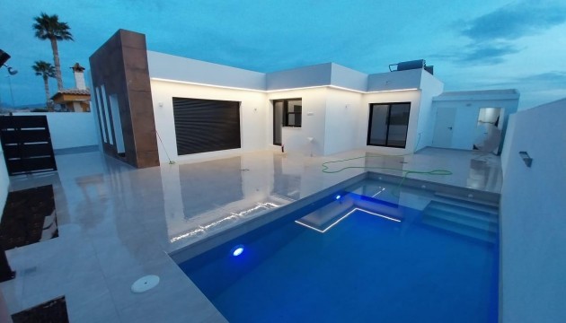 Villa's
 - Nouvelle construction - Fortuna - Las Kalendas