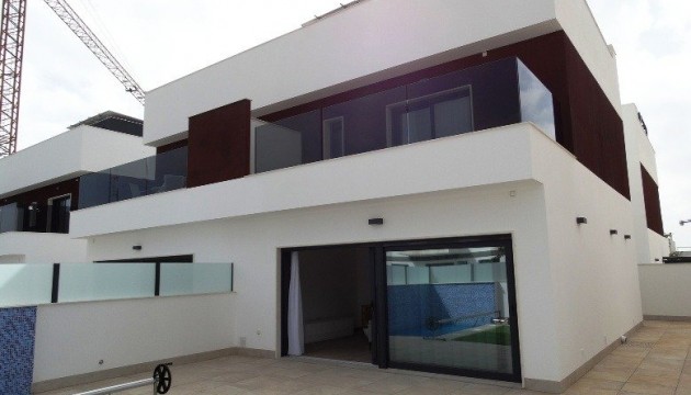 Villa's
 - Nouvelle construction - Pilar de la Horadada - pueblo