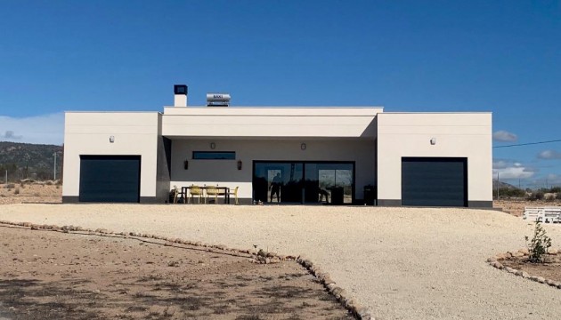 Villa's
 - Nouvelle construction - Pinoso - Camino Del Prado