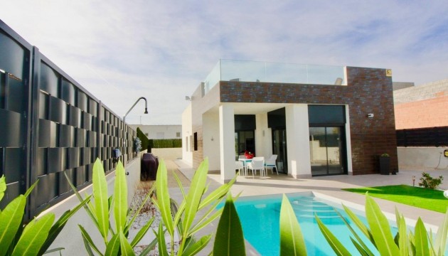 Villa's
 - Nouvelle construction - Pinoso - Campo