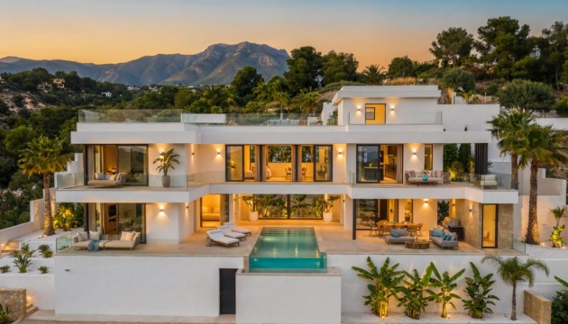 Villa's
 - Revente - Calpe - Empedrola