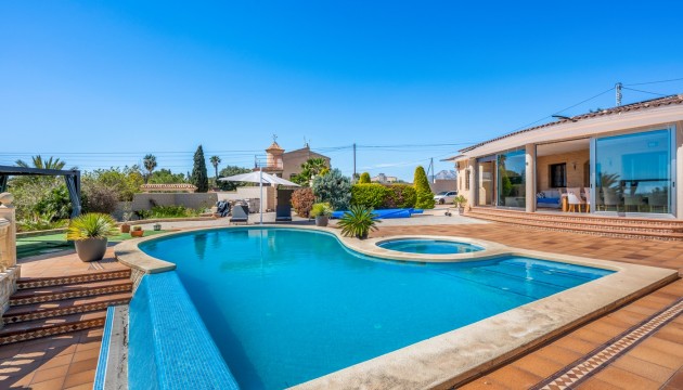 Villa's
 - Revente - Crevillente - Crevillente