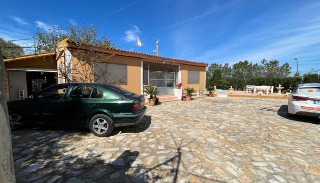Villa's
 - Revente - Guardamar - Valencian Community