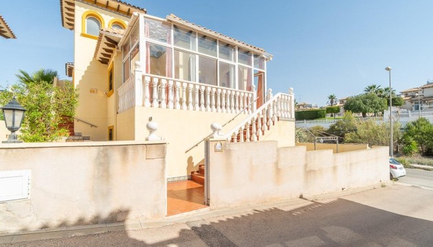 Villa's
 - Revente - Orihuela - La Zenia