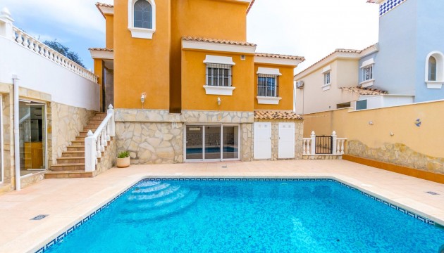 Villa's
 - Revente - Orihuela - Las Filipinas