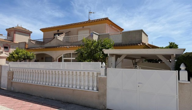 Villa's
 - Revente - Playa Flamenca - Orihuela Costa