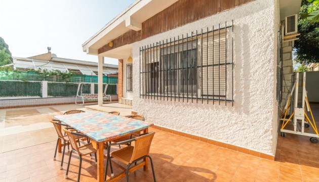 Villa's
 - Revente - Torrevieja - Aguas nuevas 1