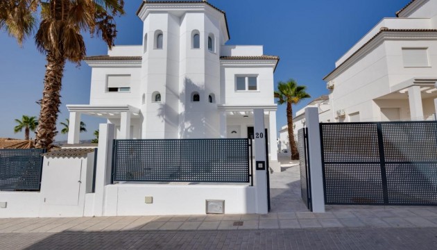 Villas - New Build - San Fulgencio - El Oasis