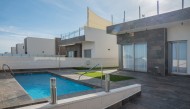 Villas
 - Nouvelle construction - Villamartin - SNS-592