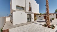Villas
 - Nueva construcción  - San Miguel de Salinas - SNS-1058