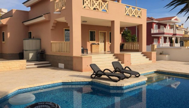 Villas
 - Revente - Ciudad Quesada - La Fiesta