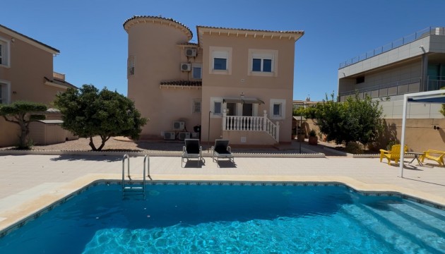 Villas
 - Revente - La Zenia - La Zenia
