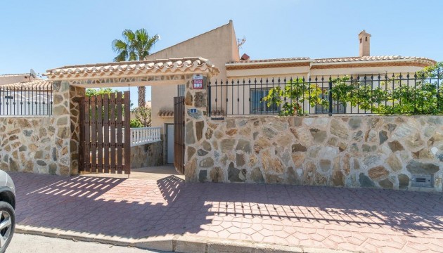 Villas
 - Revente - Orihuela - Playa Flamenca