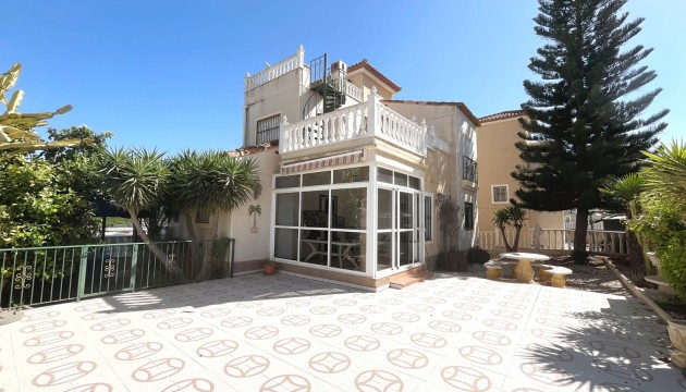Villas - Sale - Algorfa - Montebello