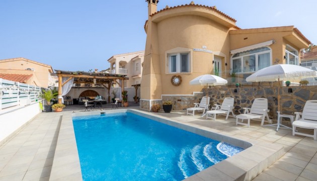 Villas - Sale - Ciudad Quesada - Costa Blanca