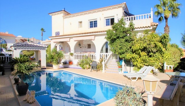Villas - Sale - Villamartin - Villamartin