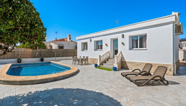 Villas
 - Venta - Ciudad Quesada - Ciudad Quesada