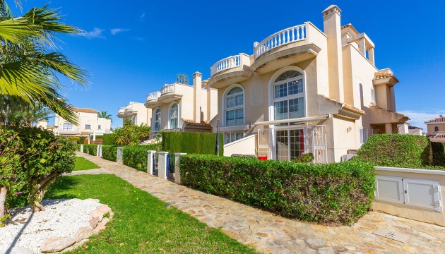 Villas
 - Venta - Guardamar - El Raso