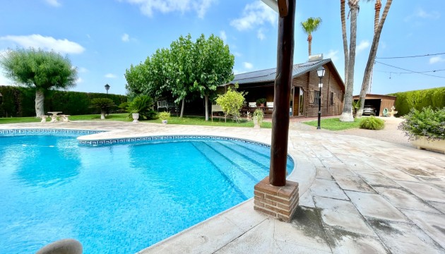 Villas
 - Venta - San Fulgencio - La Marina