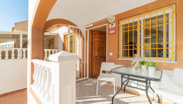 Villas
 - Venta - Torrevieja - El limonar