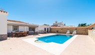 Villas
 - Venta - Torrevieja - PF-73743