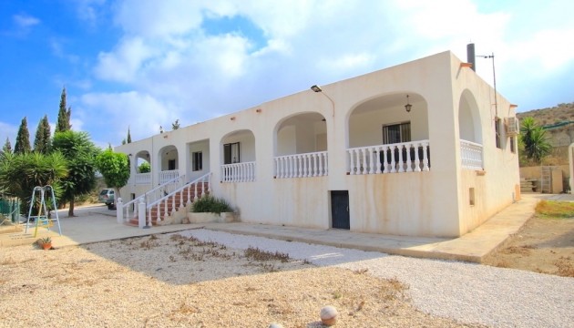 Villen
 - Resale - Bigastro - Bigastro