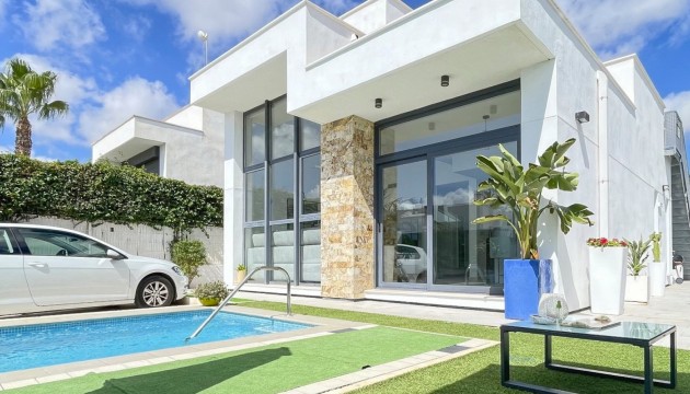 Villen
 - Resale - Ciudad Quesada - Rojales - Rojales