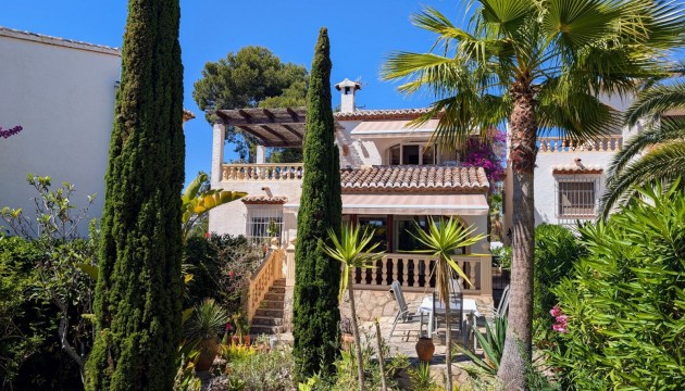 Villen
 - Resale - Moraira - Moravit