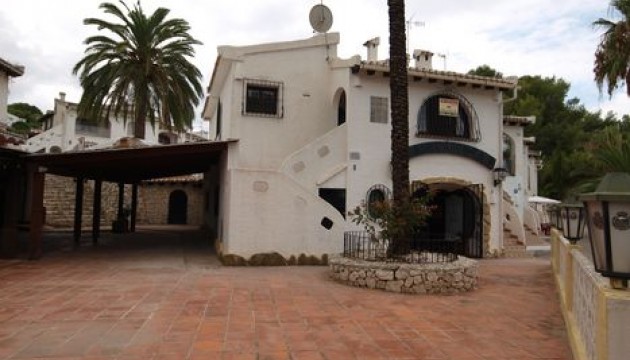 Sale - Commercial Property - Moraira