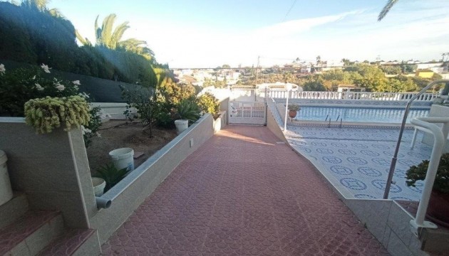 Revente - Villa's
 - Torrevieja - Los balcones