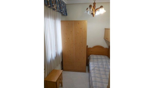 Sale - Apartment - Torrevieja - Puerto