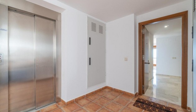 Sale - Apartment - Torrevieja - Punta prima