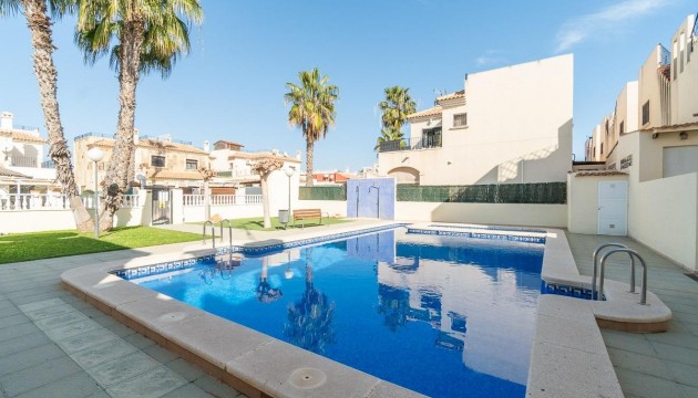 Sale - Villas - Torrevieja - Aguas nuevas 1