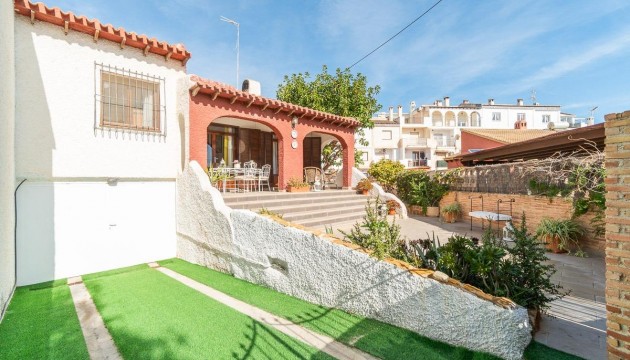 Sale - Villas - Orihuela - Punta Prima