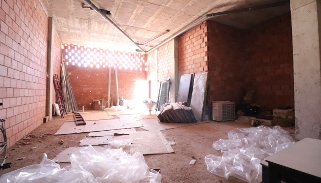 Venta - Comercial - Los Montesinos - Laguna Green