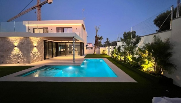 Nueva construcción  - Bungalow - Orihuela - Montezenia