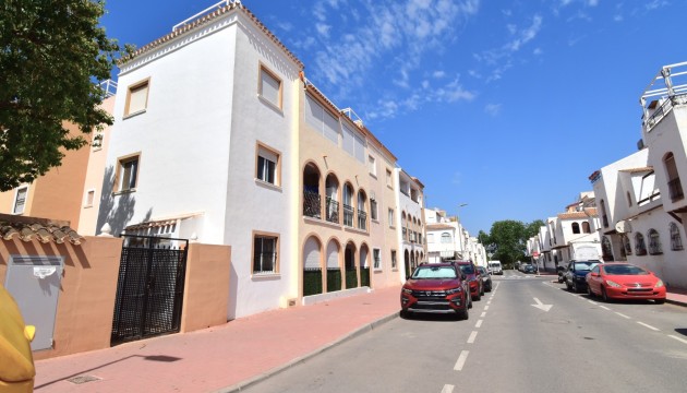 Resale - Wohnung - Torrevieja - Mar Azul