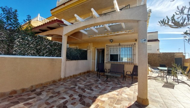 Sale - Semi detached villa - Torre de La Horadada - Torre de La Horadada - Town